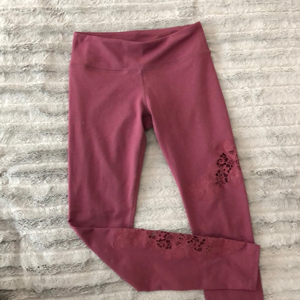 Fabletics lace cutout/appliqué legging